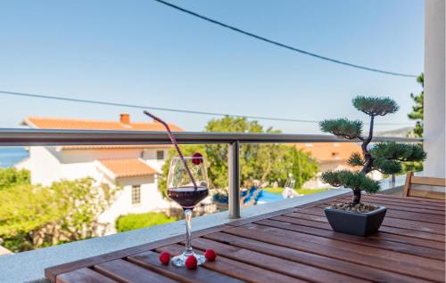 Μπαλκόνι ή βεράντα στο Lovely Apartment In Prizna With Wifi