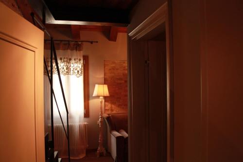 Gallery image of Rosso Charm B&B in Venice