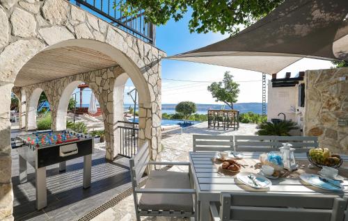 Pet Friendly Home In Stinica
