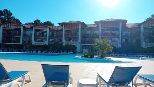 BISCARROSSE Appartement avec terrasse PISCINE LAC OCEAN GOLF