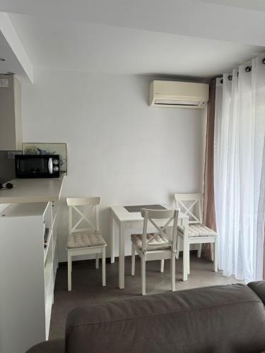 Photo de la galerie de l'établissement Studio 50 meters Croisette, à Cannes