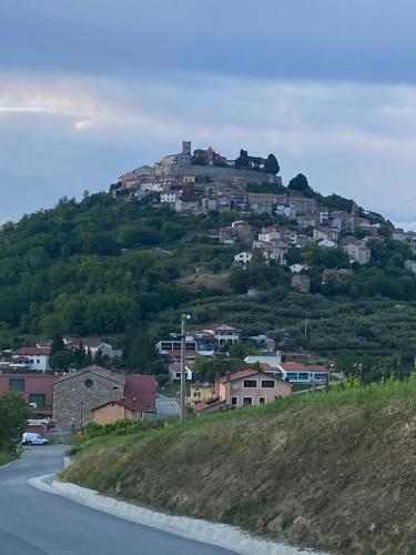 Γενική θέα στο βουνό ή θέα στο βουνό από  αυτό το διαμέρισμα