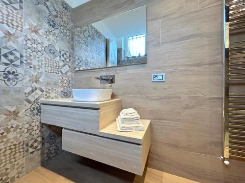 R39 Elegant Apartment with Private Parking photo 14