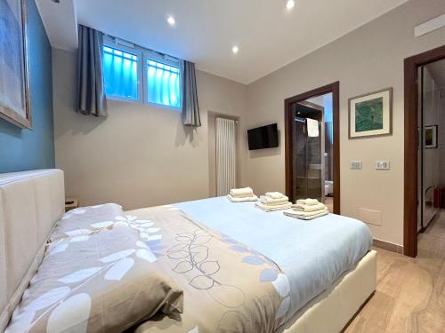 R39 Elegant Apartment with Private Parking photo 8
