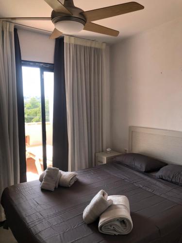 Postel nebo postele na pokoji v ubytování Almendralejo de Jarales