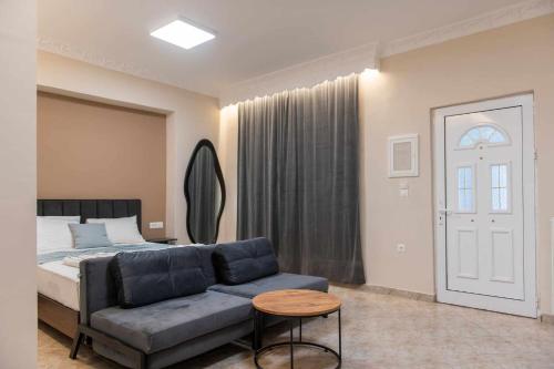 Perdika center rooms