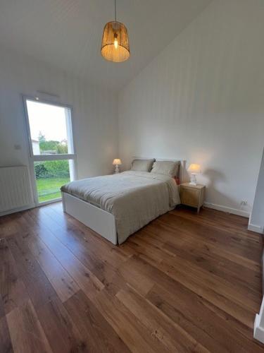 Chambres doubles dans maison juste refaite à neuf