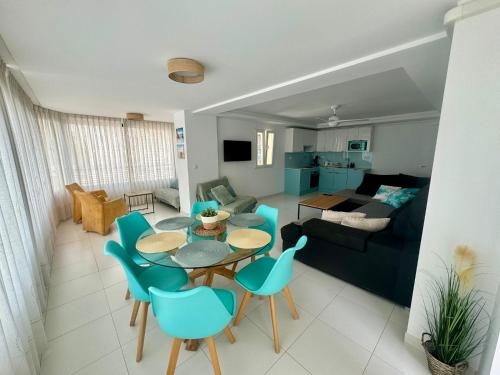 Apartamentos Coastal Haven