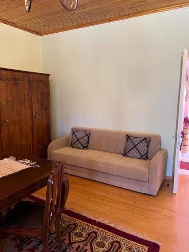 Posezení v ubytování Ellis House