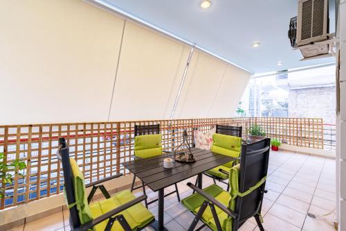 Et opholdsområde på Colorful city apartment