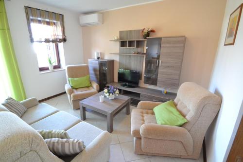 Vila Oliva, Poreč