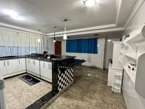 Dapur atau dapur kecil di Casa próximo Pedra Azul