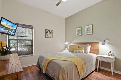 Bahama Bay amazing condo with Avengers room photo 5