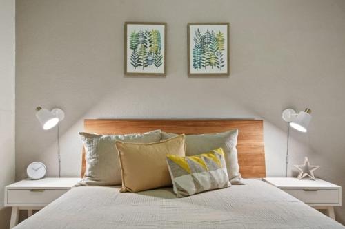 Bahama Bay amazing condo with Avengers room photo 30