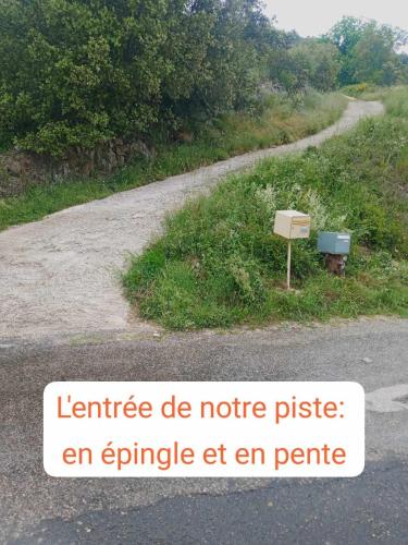 Φωτογραφία από το άλμπουμ του Le Puech, chambre d'hôtes en Cévennes σε Saint-André-de-Majencoules