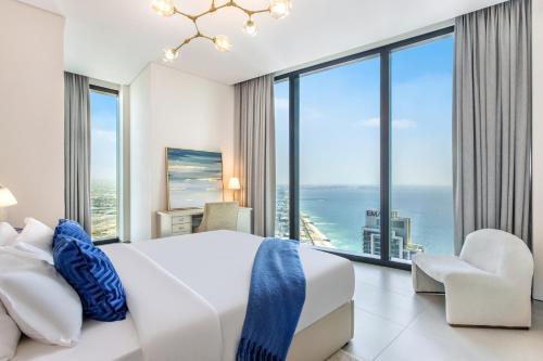 Family Sky Retreat at Address Beach on 56th Floor