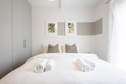 Luxury Beachfront Suite in Voula Premium 2-Bedroom Stay