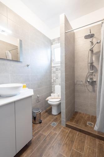 Luxury Beachfront Suite in Voula Premium 2-Bedroom Stay