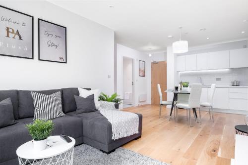 Pluxa Moonstone Metropolis Luxury Getaway in Birmingham City Centre photo 10