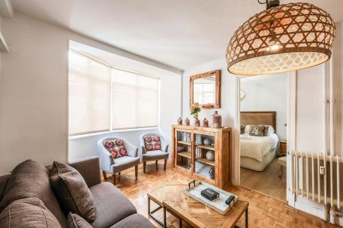 Urban Oasis in Madrid - Steps from River Manzanares