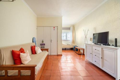 Aqua Magna Apartment
