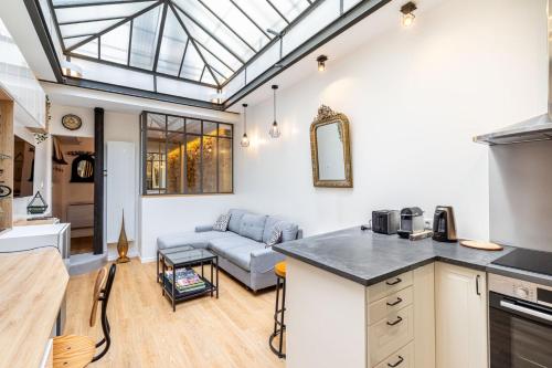 GuestReady - Atelier rénové sous verrière à Paris