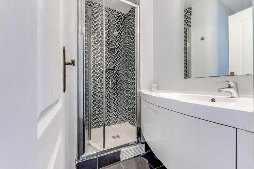 Photo de la galerie de l'établissement Appartement à quelques pas de la vasque des JO, à Paris