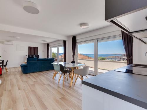 Apartment Bura by Interhome