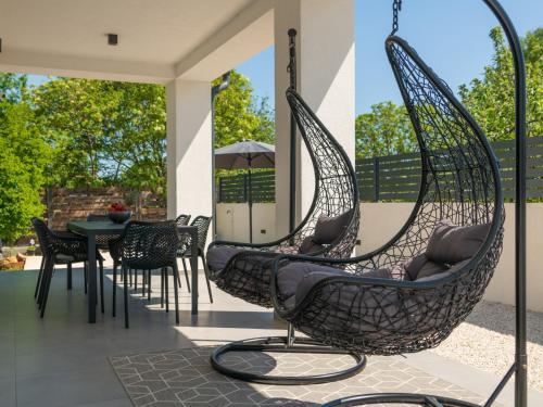 Χώρος καθιστικού στο Holiday Home Villa 'M' by Interhome