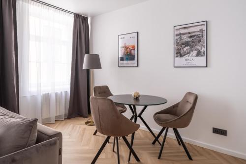 Foto Mucenieku street 1-bedroom stylish apartment 4