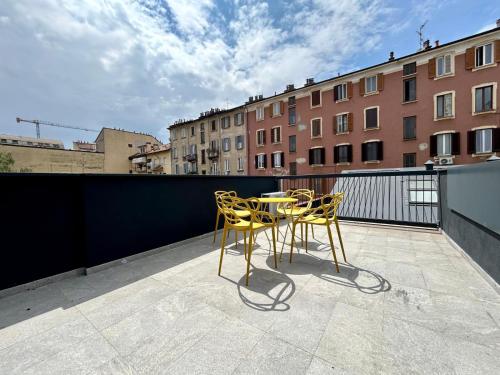 Apt with Terrace with Airco, Wifi, near Garibaldi Station by Kibilù Affitti Brevi