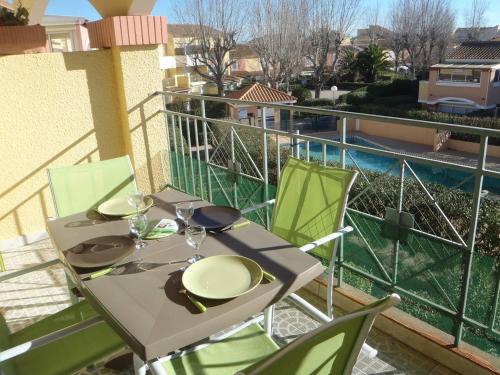 APPT 3 PCES MEZ 45m2 et TERRASSE 7m2 REF4000