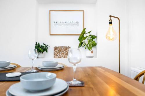 Gambar di galeri bagi Spacious Saltdean Seaside Home Ample Free Parking Pass The Keys di Saltdean