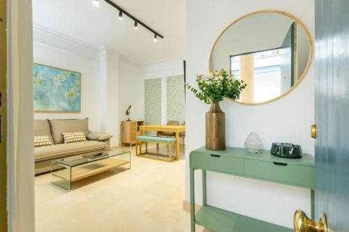 Imperial Central Suite by Valcambre