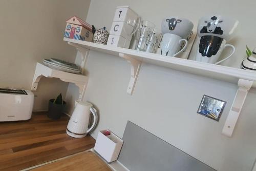Selfcontained Apt ensuite photo 12