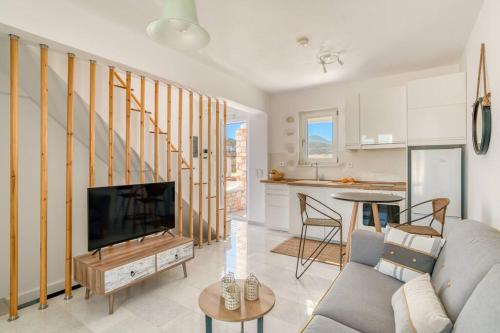 Gallery image of Paros Sea View Eco - Aetherian Ciel Villas, Cymo in Mármara
