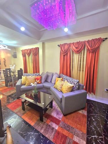 Χώρος καθιστικού στο Beulah Luxury Suites