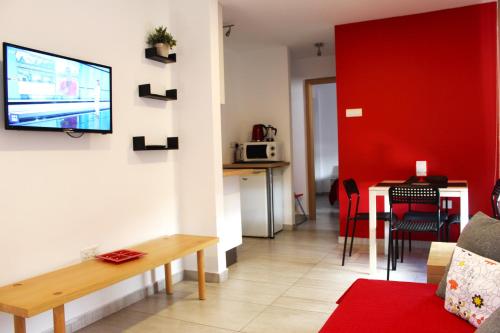 Dapur atau dapur kecil di Rainbow Apartments