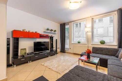 Castle Vista Getaway, Free Parking