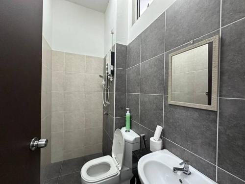 Ένα μπάνιο στο Mount austin 18 pax AR50 pool