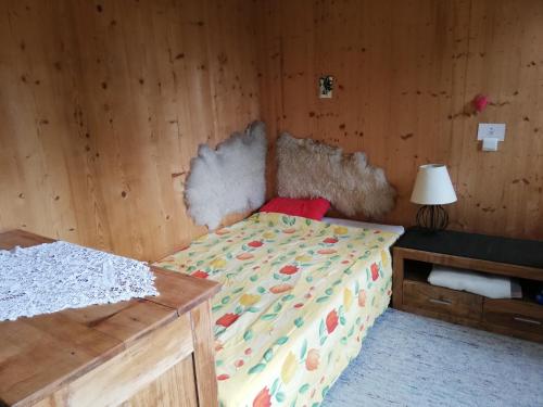 Postel nebo postele na pokoji v ubytování Behagliches Tiny House in Seenähe