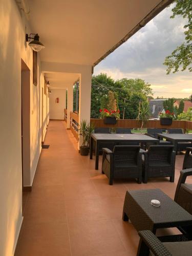 Un balcón o terraza en Puszta Hotel