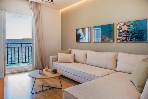 Anaya Suites