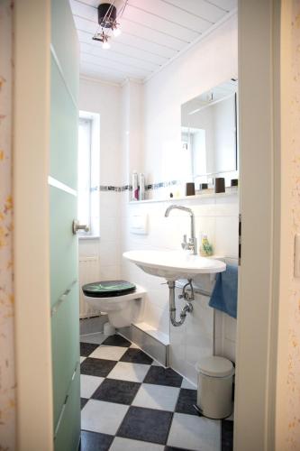 Bilik mandi di Ferienwohnung Viola mit Wallbox