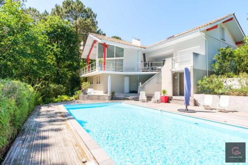 Villa avec piscine pour 9 personnes au golf de Biscarrosse