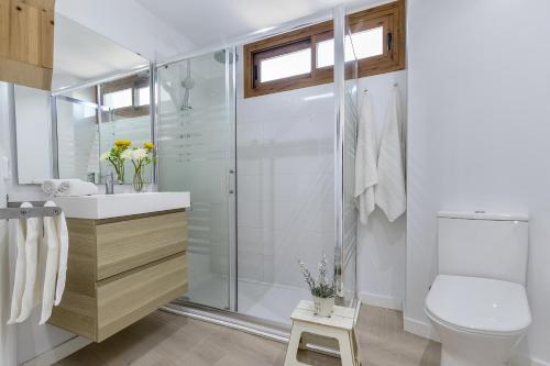 Et badeværelse på 1st line apartment Alcudia beach