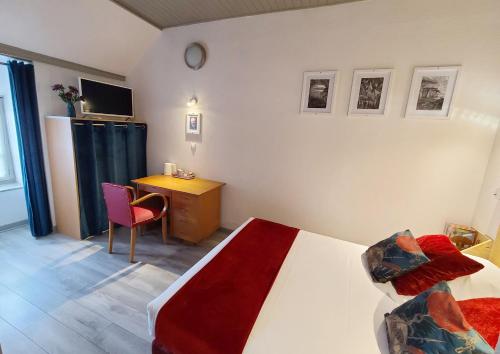 Μια τηλεόραση ή/και κέντρο ψυχαγωγίας στο Hôtel Mille et une Feuilles