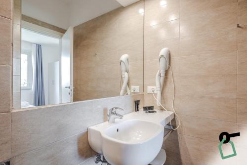 Gallery image of HOTIDAY Room Collection - Lacona in Lacona