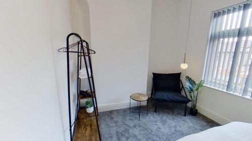 Elegant 2 Bed House Near City Centre photo 12