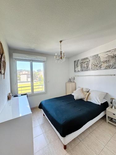 Photo de la galerie de l'établissement Superbe appartement avec Balcon- Wifi- Clim, à Cagnes-sur-Mer
